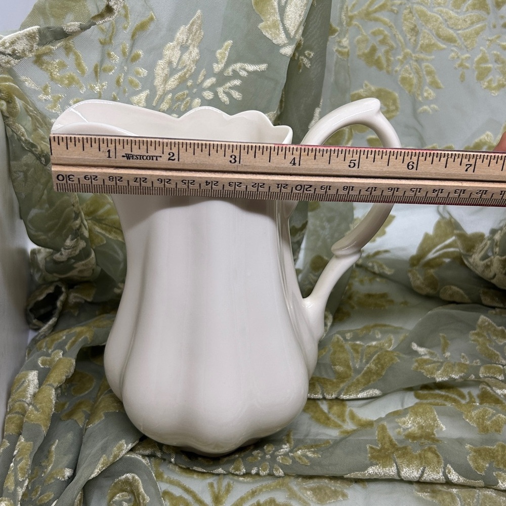 Vintage I. Godinger & Co. Porcelain Pitcher Cream Color,Scalloped Design - Picture 10 of 10